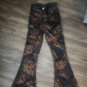 flare leg pants